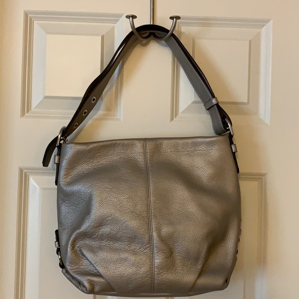 Coach Silver Shoulder bag. Never used.